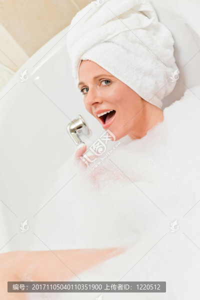 女人