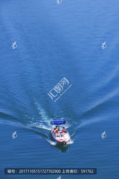 支嘎阿魯湖