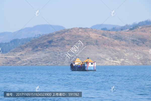 支嘎阿魯湖