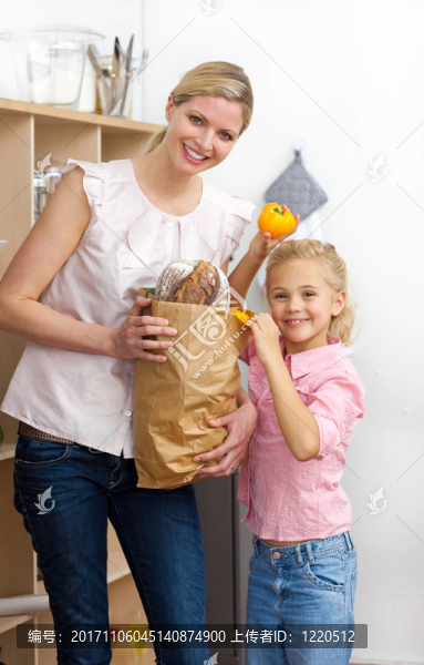 女人