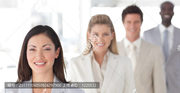女人