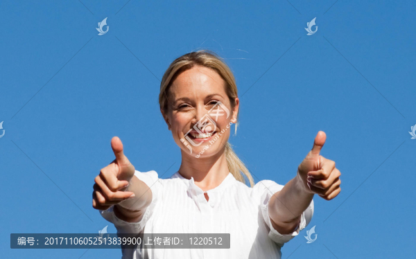 女人