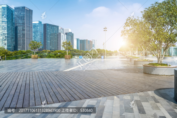 城市廣場和摩天大樓建筑群