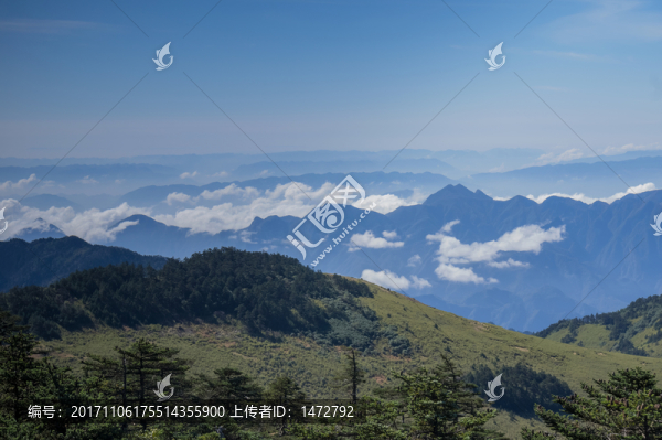 神農(nóng)架神農(nóng)頂景區(qū)初秋