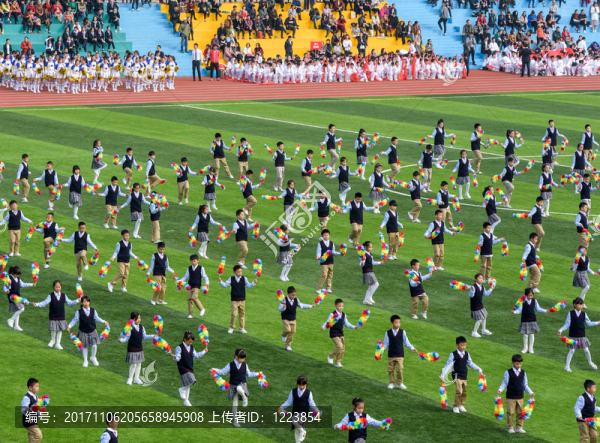 學(xué)校運(yùn)動場