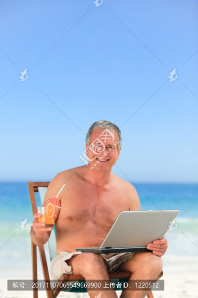 古伊