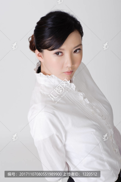 女人