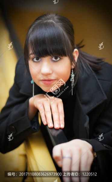 女人