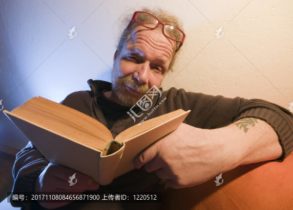 放松的書