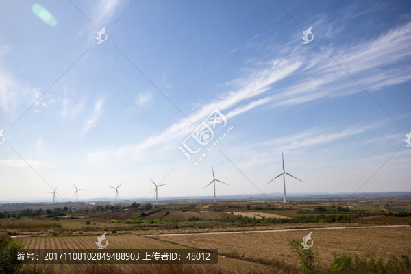 農(nóng)田上的風(fēng)力發(fā)電