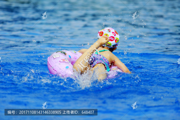 兒童戲水,兒童游泳,兒童學(xué)游泳