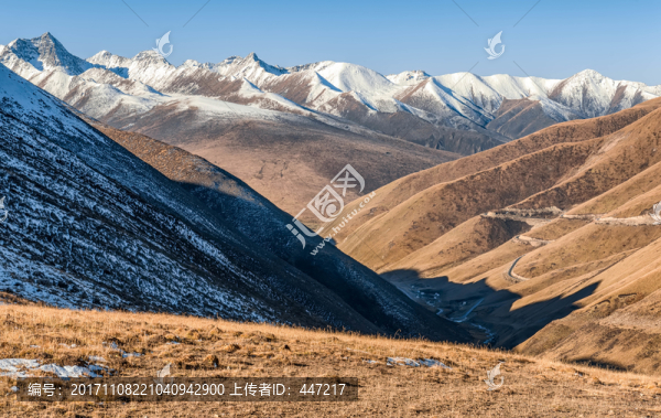 安巴拉山口雪山