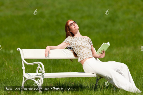 女人