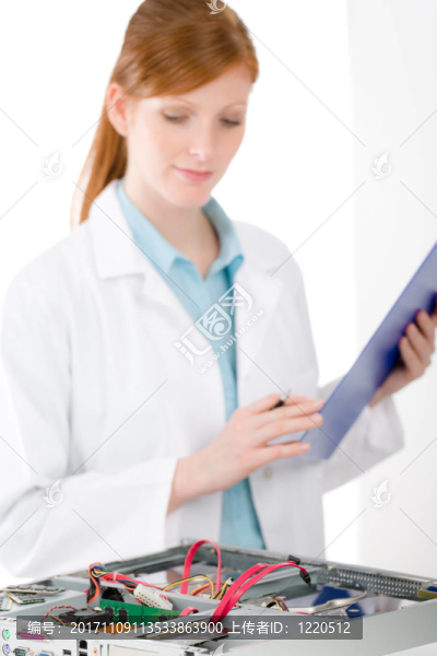 女人