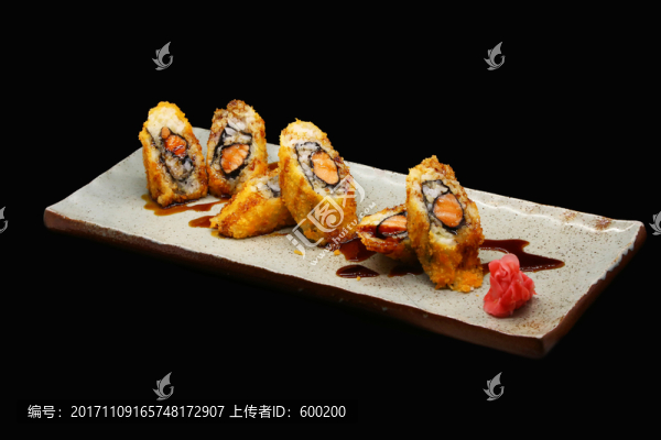 日式三文魚(yú)炸手卷壽司