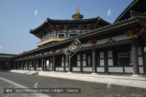 中式建筑長(zhǎng)廊
