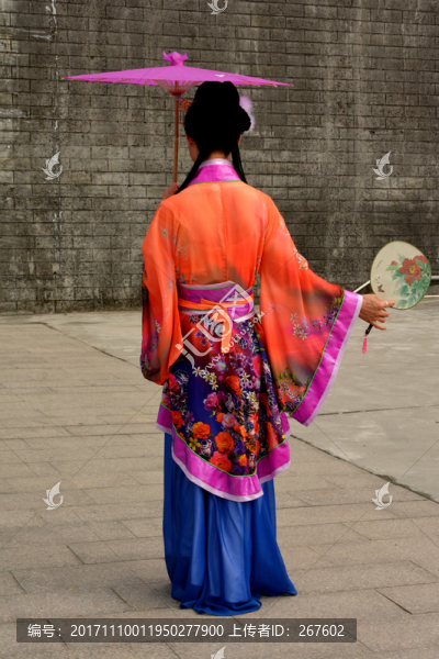 背影