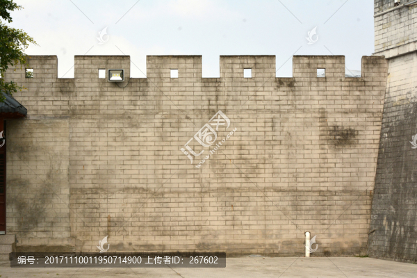 古城