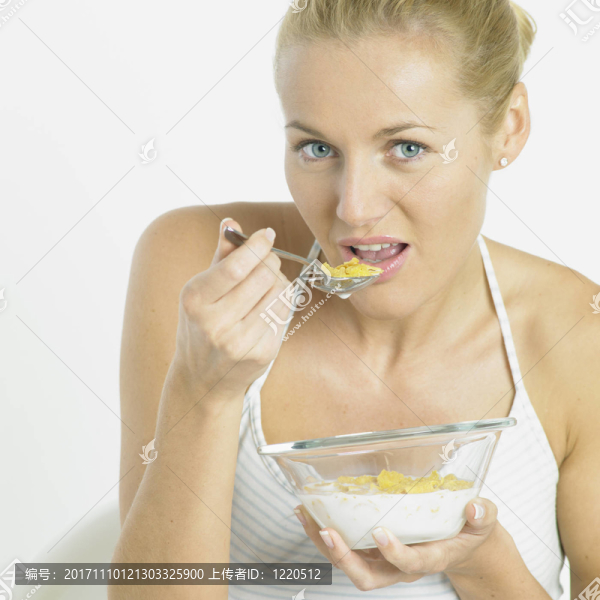女人