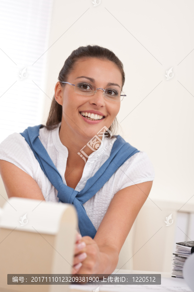 女人