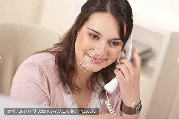 女人