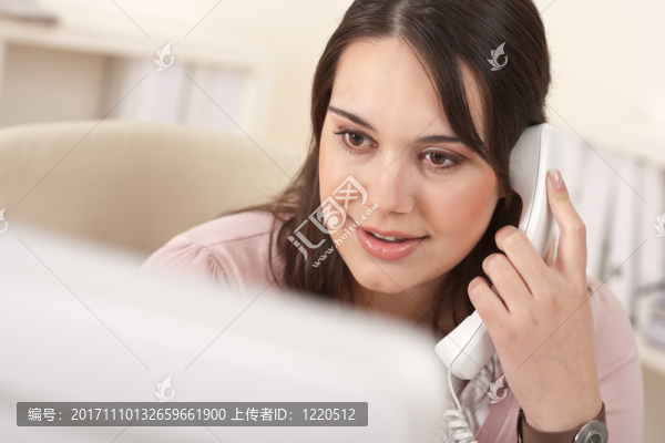 女人