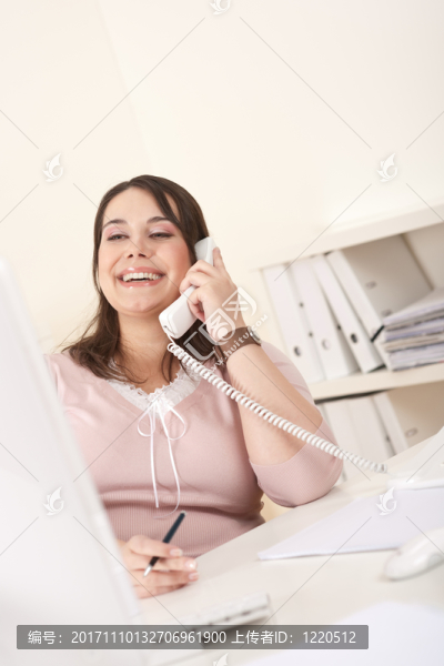 女人