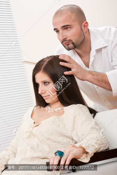 女人
