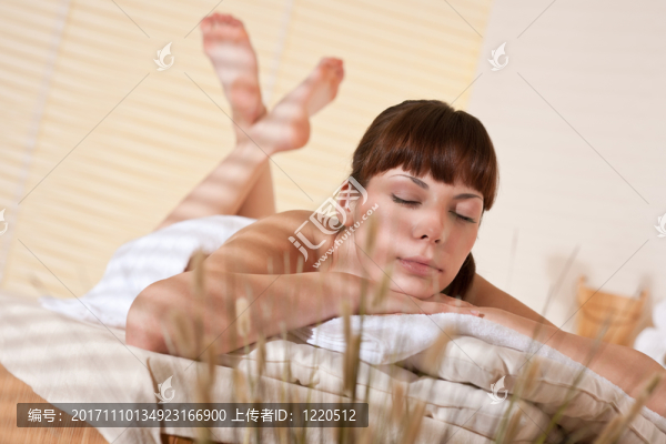 女人