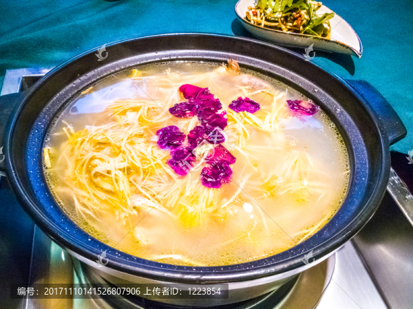 玫瑰山珍養(yǎng)生煲