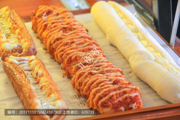 肉松毛毛蟲面包