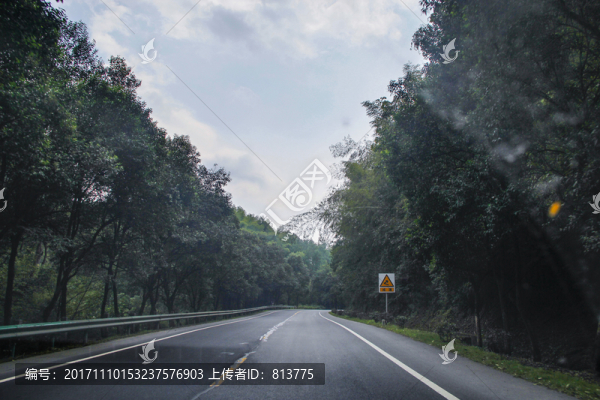 山林路
