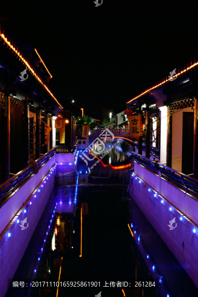 古鎮(zhèn)夜景