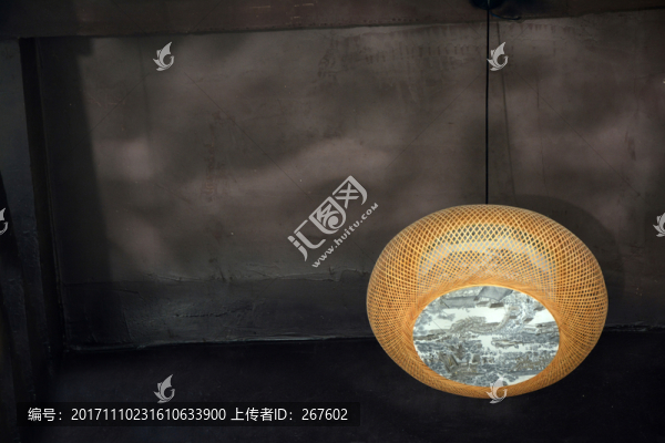 吊燈