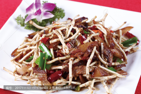折耳根炒臘肉