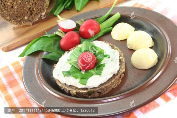 野蒜面包