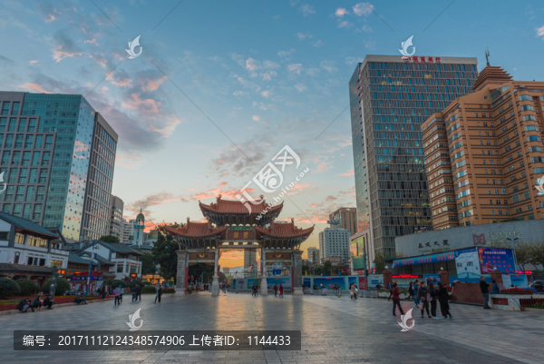金馬碧雞坊