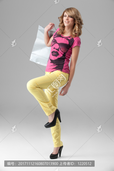 女人