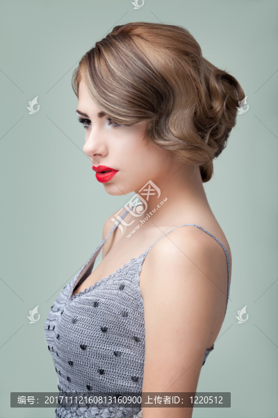 女人