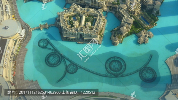 噴泉在burj,khalifa前面