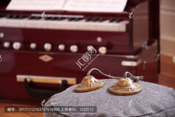 音樂(lè)