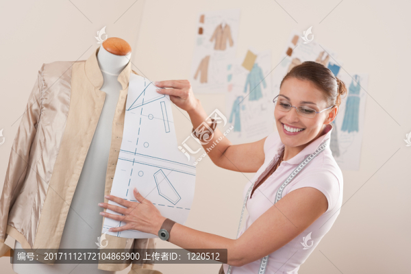 女人