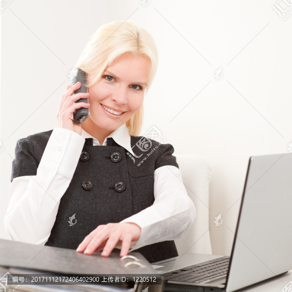 女人
