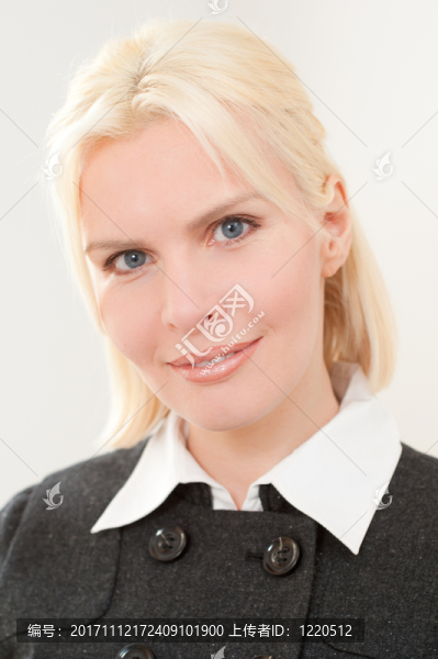 女人