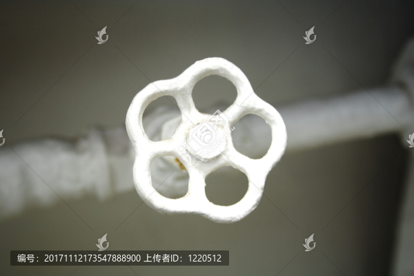 緊密的