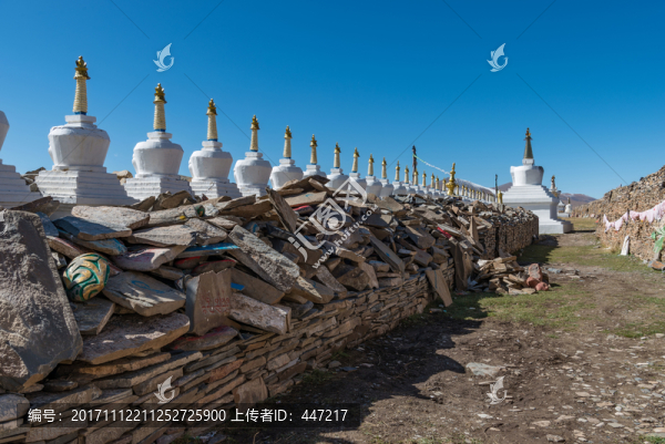 石渠巴格嘛呢石經(jīng)墻