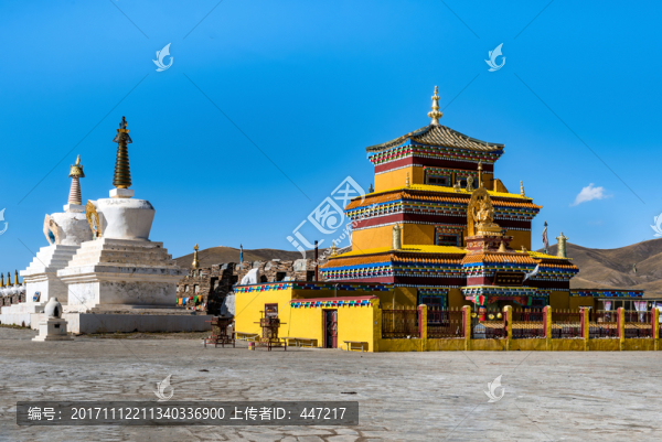 巴格嘛呢石墻寺廟
