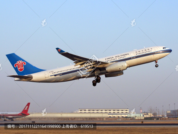 中國(guó)南方航空,飛機(jī),起飛