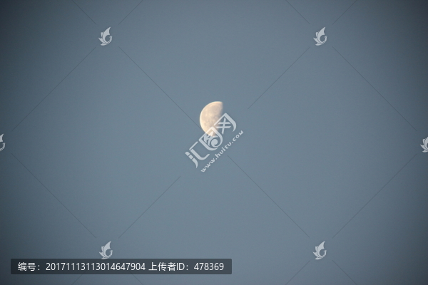月亮