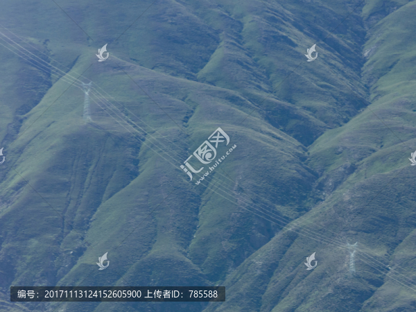 西藏神山